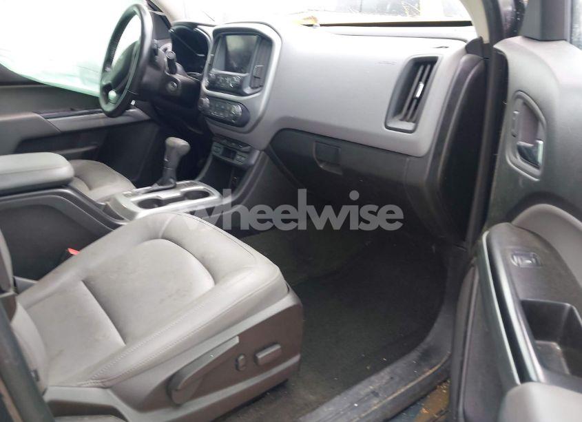 Photo 5 of 2017 Chevrolet Colorado LT (VIN 1GCHSCEN1H1205769)