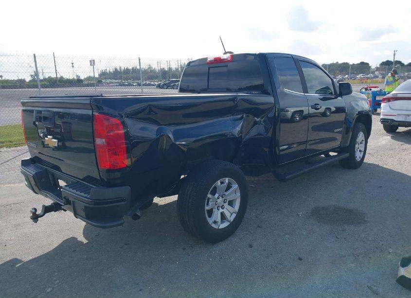 Photo 4 of 2019 Chevrolet Colorado LT (VIN 1GCHSCEN1K1131132)