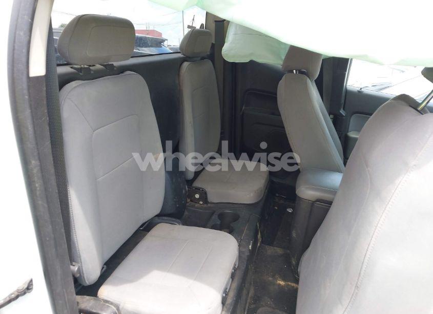 Photo 8 of 2018 Chevrolet Colorado LT (VIN 1GCHSCEN8J1279504)