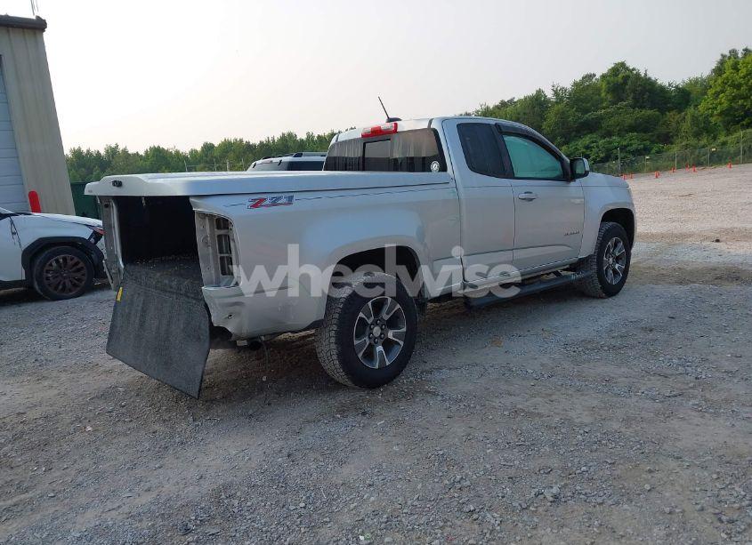 Photo 4 of 2016 Chevrolet Colorado Z71 (VIN 1GCHSDE34G1394629)