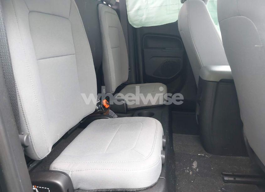 Photo 8 of 2015 Chevrolet Colorado WT (VIN 1GCHTAEA2F1225993)