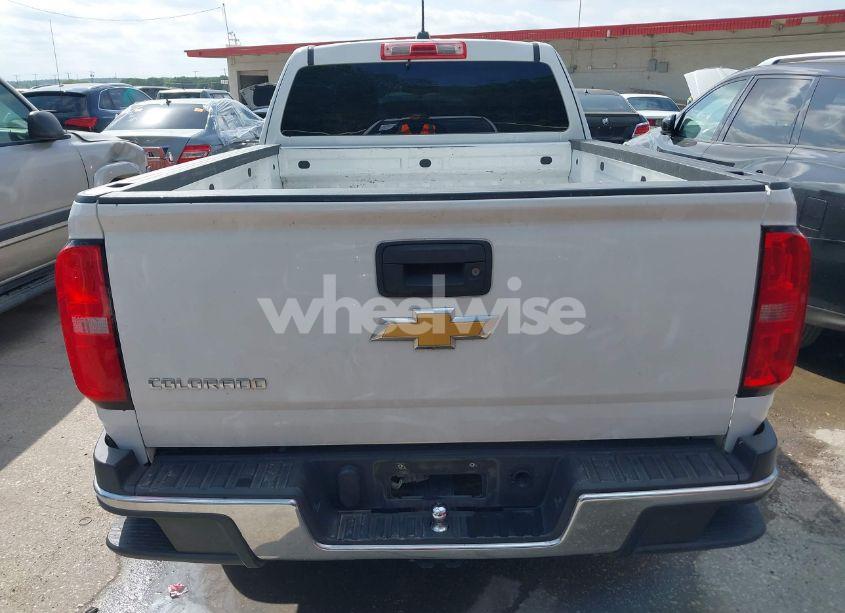 Photo 16 of 2015 Chevrolet Colorado WT (VIN 1GCHTAEA4F1204613)