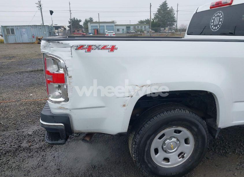 Photo 12 of 2015 Chevrolet Colorado WT (VIN 1GCHTAEA5F1188700)