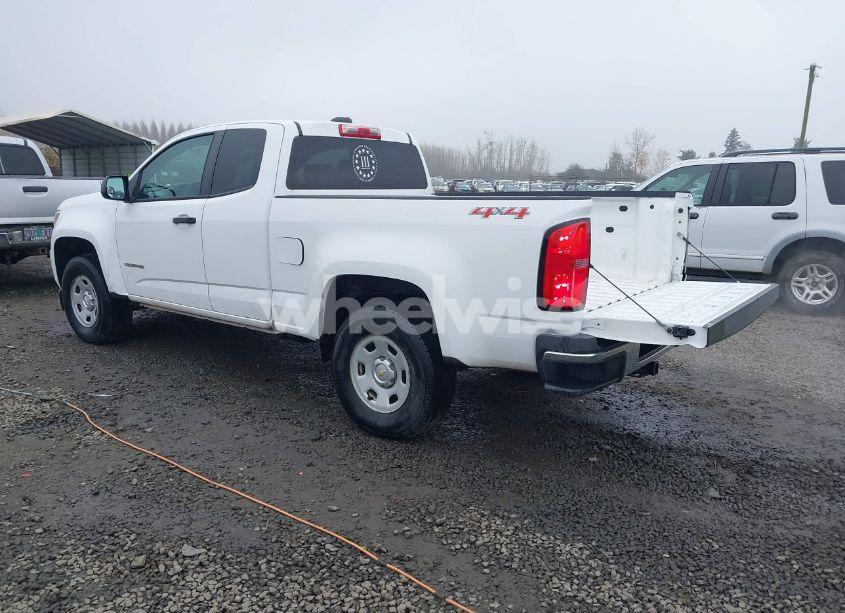 Photo 3 of 2015 Chevrolet Colorado WT (VIN 1GCHTAEA5F1188700)