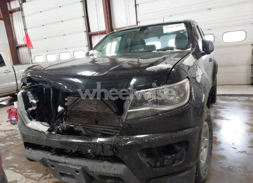 Photo 12 of 2015 Chevrolet Colorado WT (VIN 1GCHTAEA8F1159028)