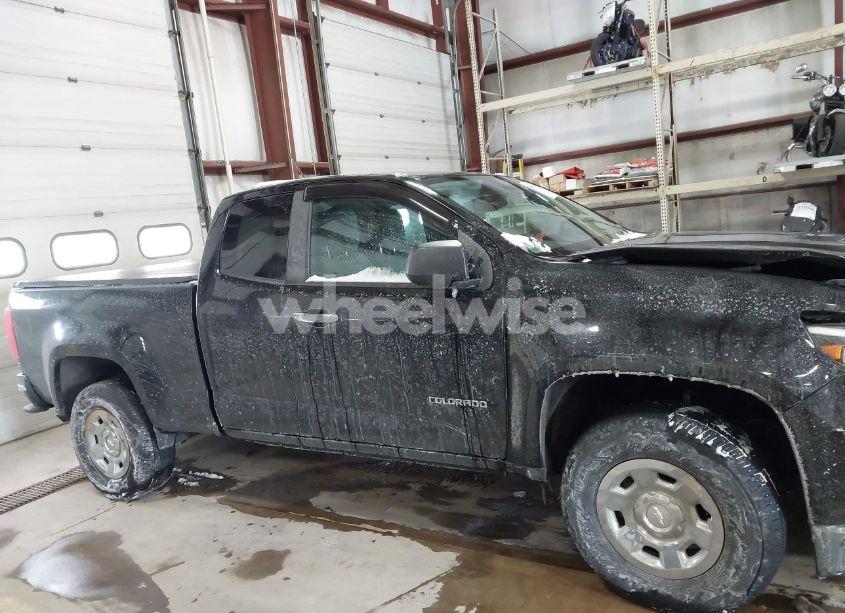 Photo 13 of 2015 Chevrolet Colorado WT (VIN 1GCHTAEA8F1159028)