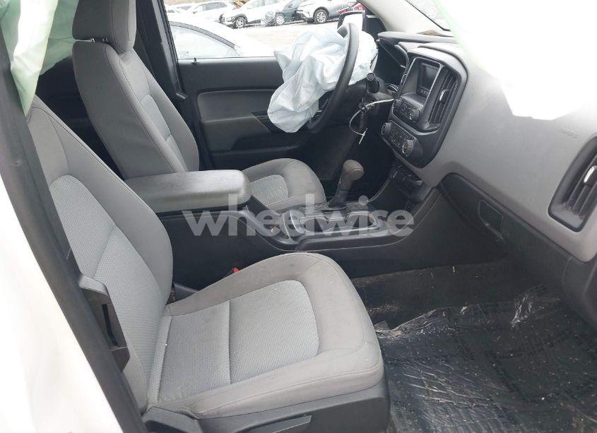 Photo 5 of 2015 Chevrolet Colorado WT (VIN 1GCHTAEAXF1228611)