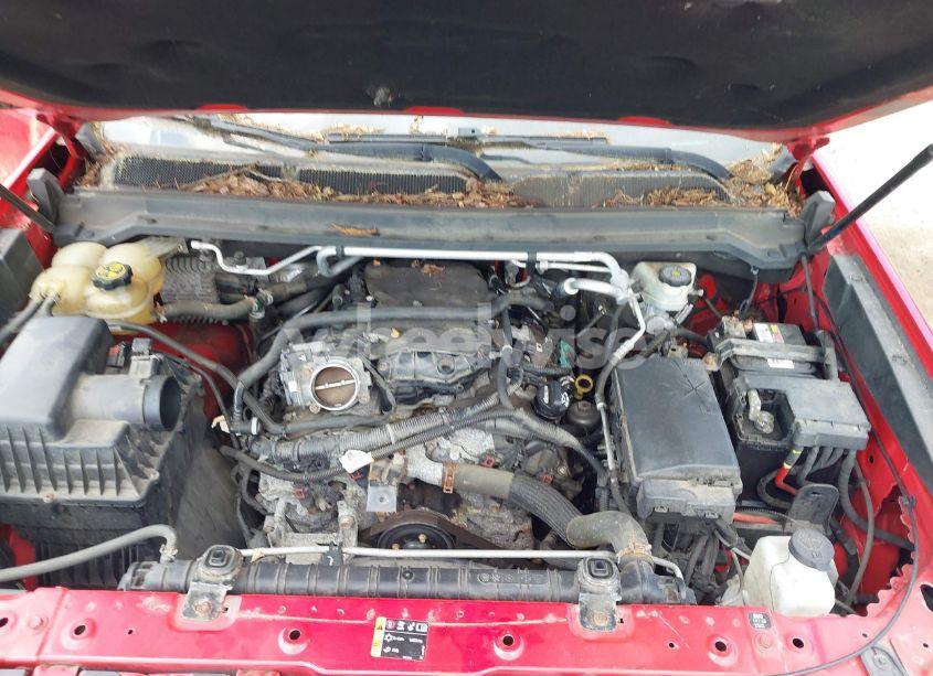 Photo 10 of 2015 Chevrolet Colorado LT (VIN 1GCHTBE31F1151831)