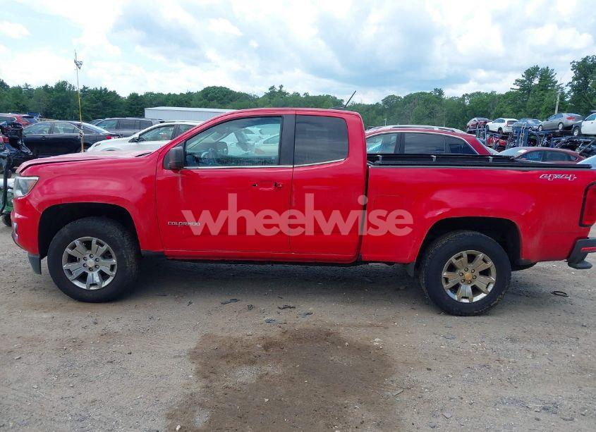 Photo 15 of 2015 Chevrolet Colorado LT (VIN 1GCHTBE31F1151831)