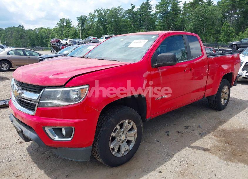 Photo 2 of 2015 Chevrolet Colorado LT (VIN 1GCHTBE31F1151831)