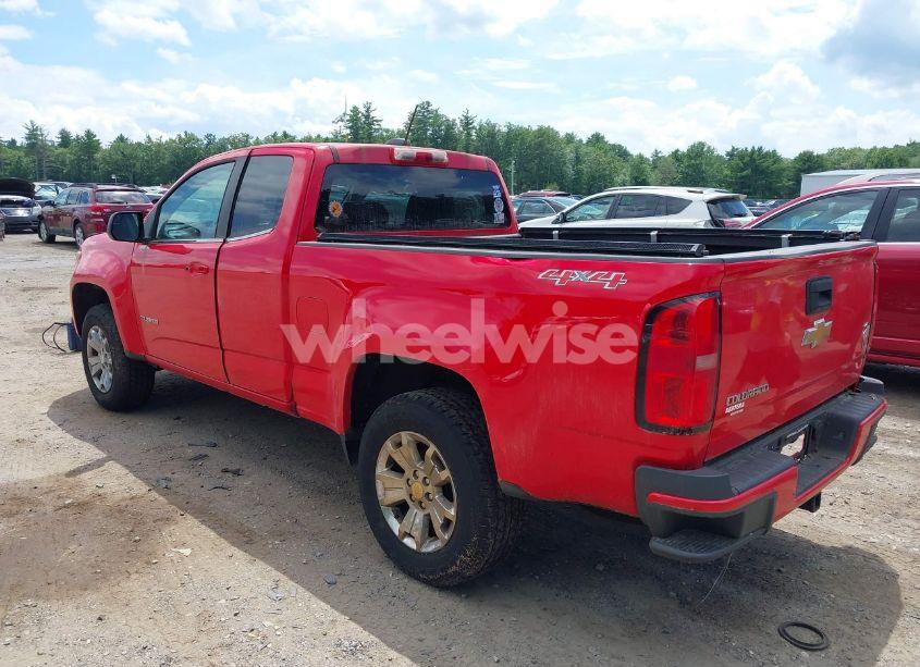 Photo 3 of 2015 Chevrolet Colorado LT (VIN 1GCHTBE31F1151831)