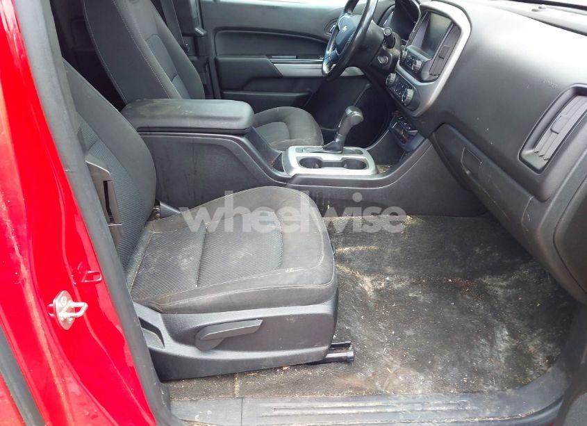 Photo 5 of 2015 Chevrolet Colorado LT (VIN 1GCHTBE31F1151831)