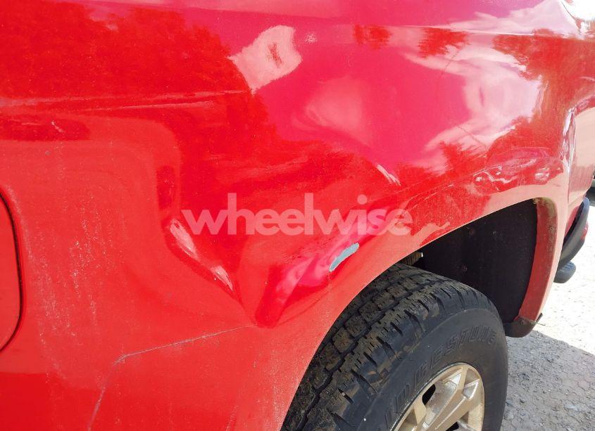 Photo 6 of 2015 Chevrolet Colorado LT (VIN 1GCHTBE31F1151831)