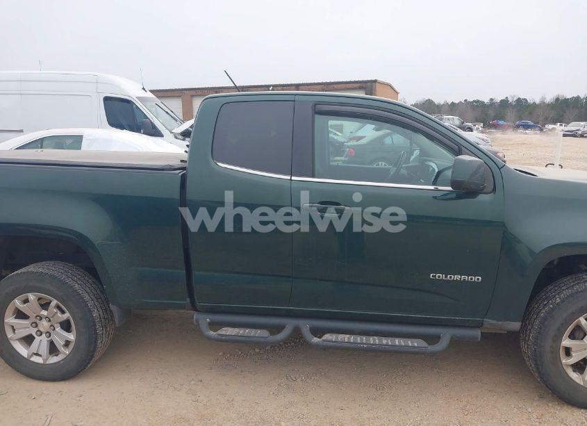Photo 13 of 2015 Chevrolet Colorado LT (VIN 1GCHTBE32F1218582)