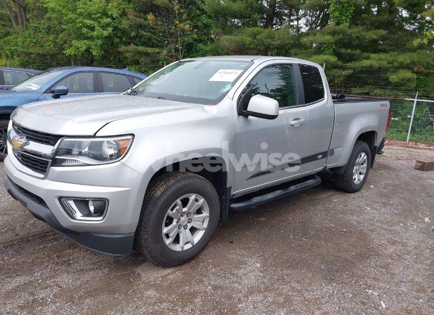 Photo 2 of 2015 Chevrolet Colorado LT (VIN 1GCHTBE36F1224918)