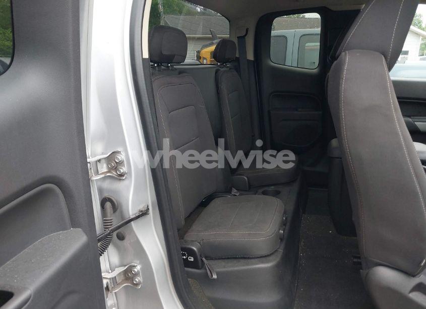 Photo 8 of 2015 Chevrolet Colorado LT (VIN 1GCHTBE36F1224918)