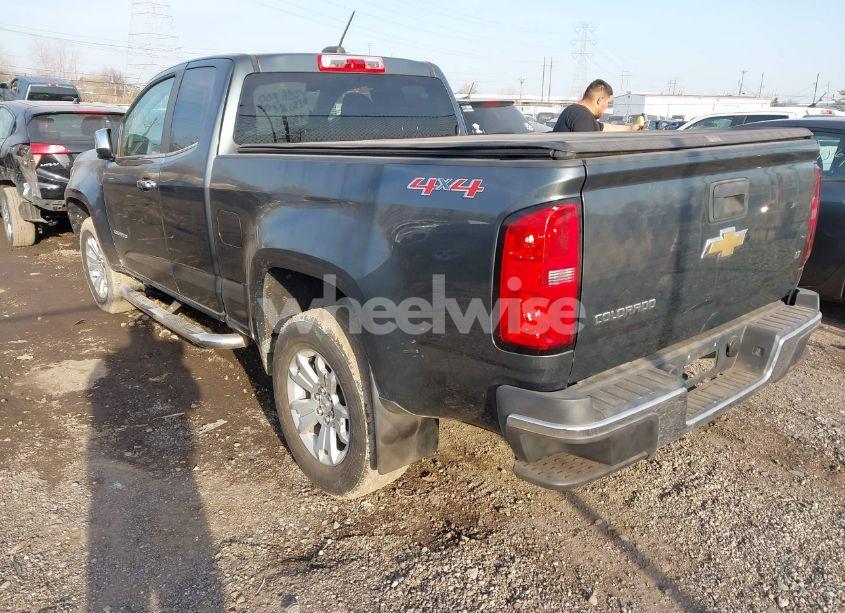 Photo 3 of 2015 Chevrolet Colorado LT (VIN 1GCHTBE36F1271625)