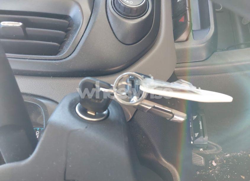 Photo 11 of 2016 Chevrolet Colorado WT (VIN 1GCHTBE36G1260478)