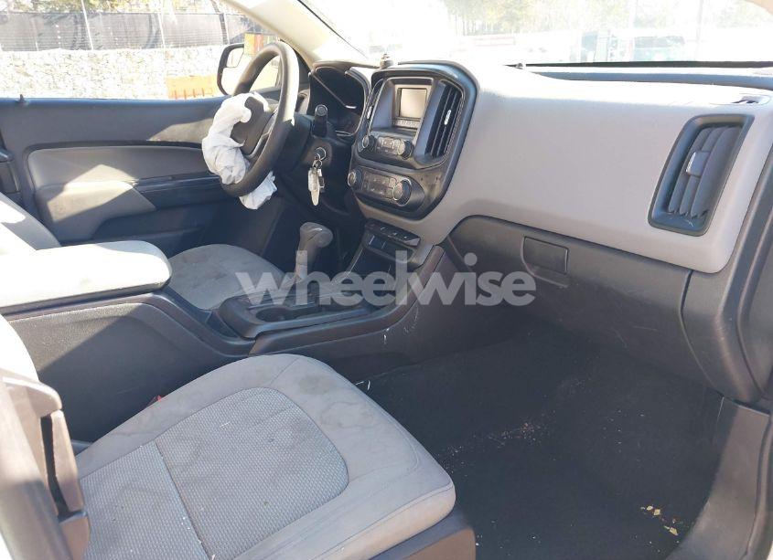 Photo 5 of 2016 Chevrolet Colorado WT (VIN 1GCHTBE36G1260478)