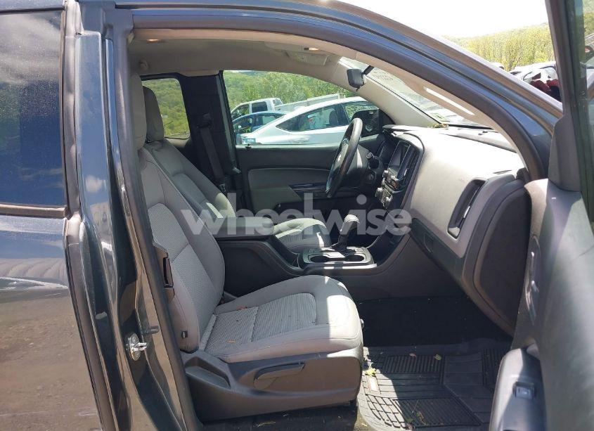 Photo 5 of 2016 Chevrolet Colorado WT (VIN 1GCHTBE37G1387420)