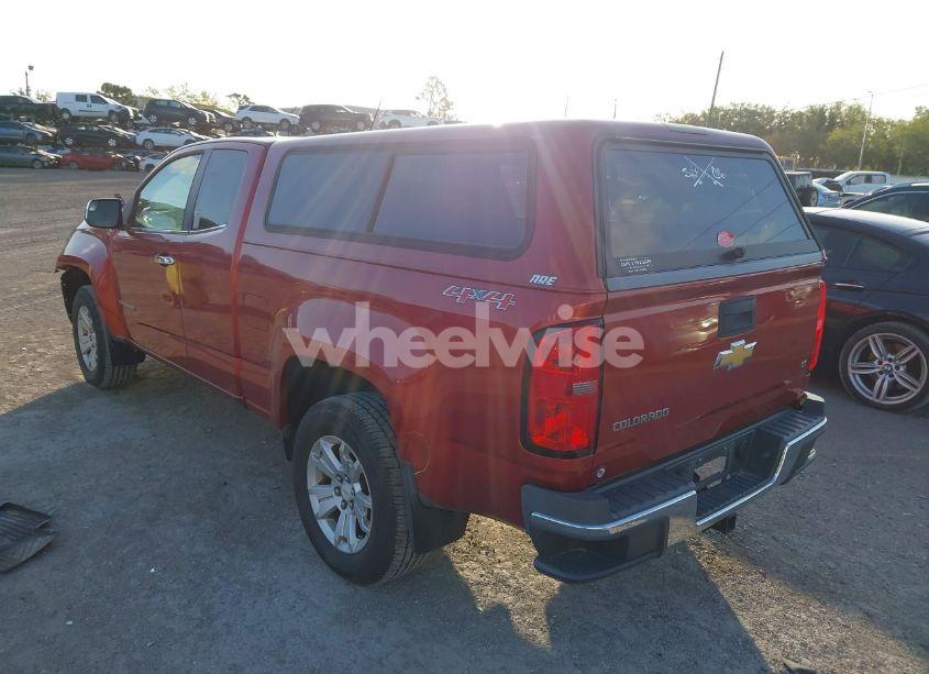 Photo 3 of 2015 Chevrolet Colorado LT (VIN 1GCHTBE39F1234732)