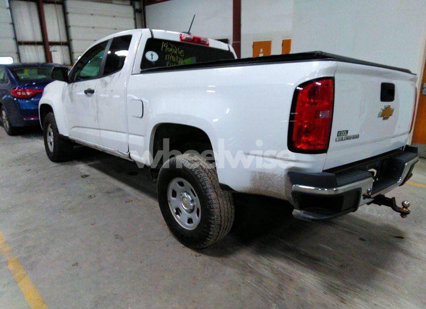 Photo 3 of 2016 Chevrolet Colorado WT (VIN 1GCHTBE3XG1244557)