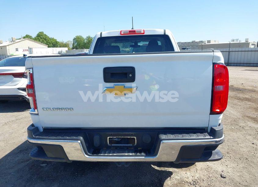 Photo 16 of 2018 Chevrolet Colorado WT (VIN 1GCHTBEA0J1290405)