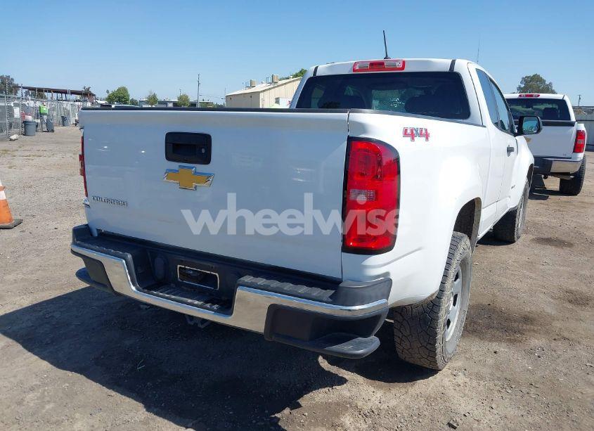 Photo 4 of 2018 Chevrolet Colorado WT (VIN 1GCHTBEA0J1290405)