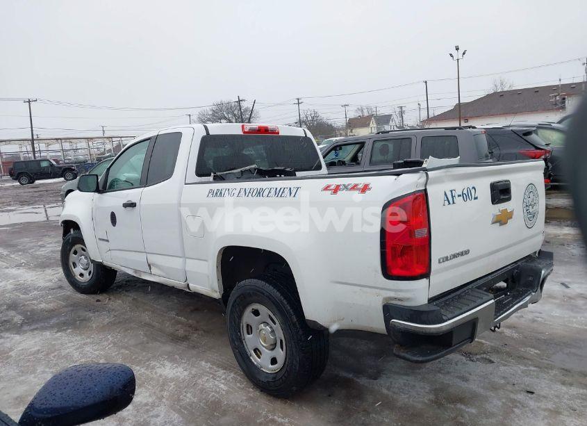 Photo 3 of 2016 Chevrolet Colorado WT (VIN 1GCHTBEA1G1308676)