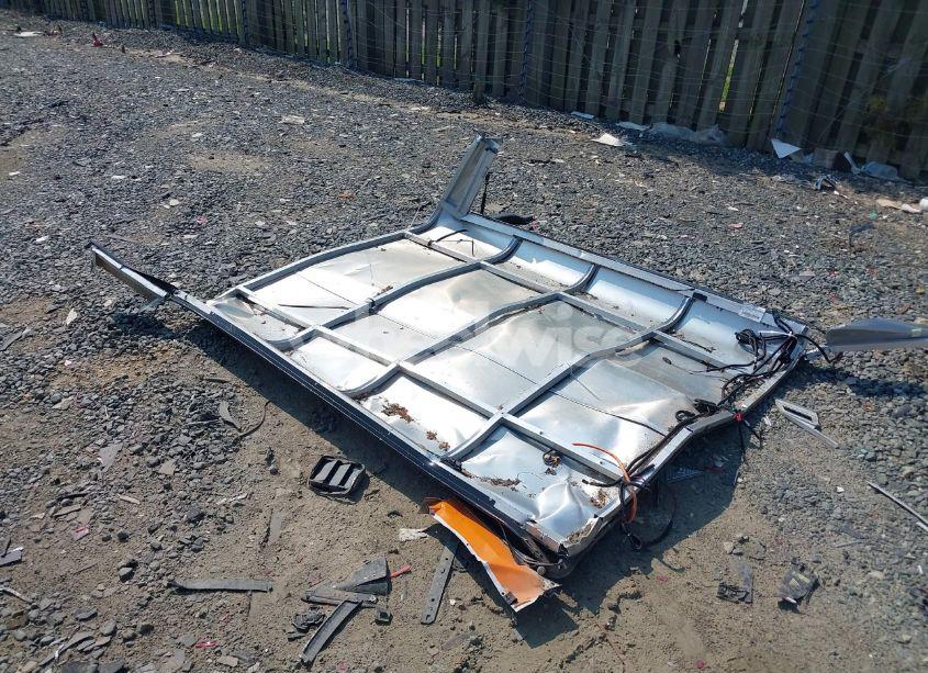 Photo 12 of 2017 Chevrolet Colorado WT (VIN 1GCHTBEA1H1317895)