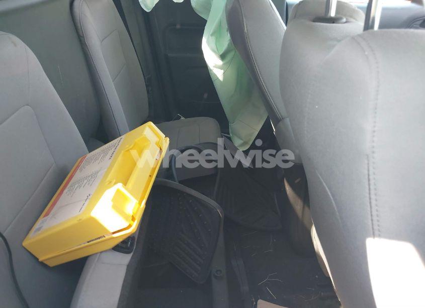 Photo 8 of 2017 Chevrolet Colorado WT (VIN 1GCHTBEA1H1317895)