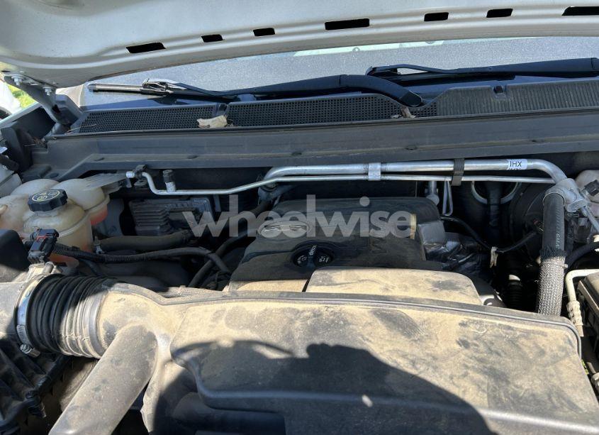 Photo 10 of 2019 Chevrolet Colorado (VIN 1GCHTBEA1K1309660)