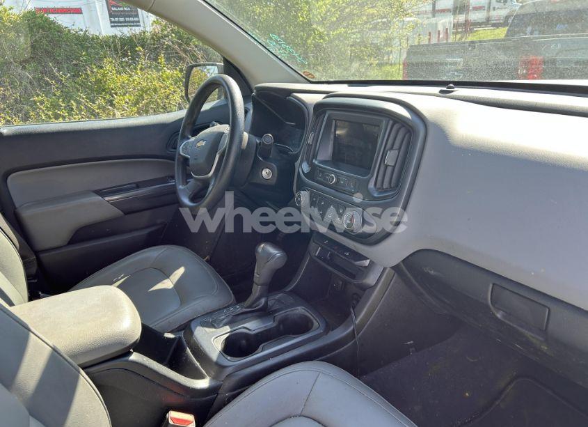 Photo 5 of 2019 Chevrolet Colorado (VIN 1GCHTBEA1K1309660)