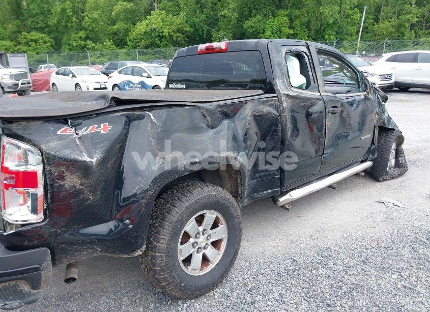 Photo 4 of 2018 Chevrolet Colorado WT (VIN 1GCHTBEA2J1152073)