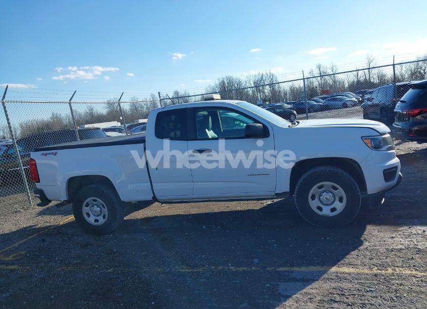 Photo 13 of 2019 Chevrolet Colorado WT (VIN 1GCHTBEA3K1233097)
