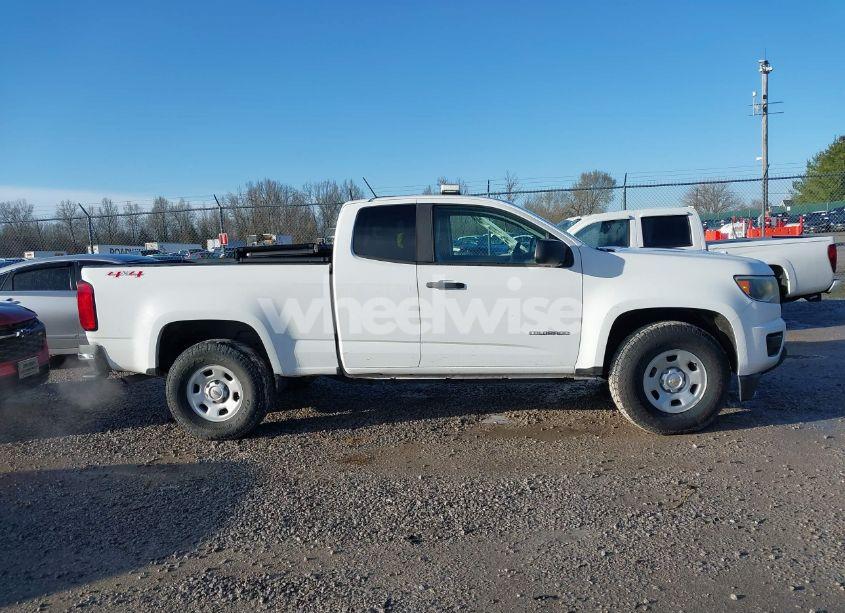 Photo 13 of 2019 Chevrolet Colorado WT (VIN 1GCHTBEA4K1219239)
