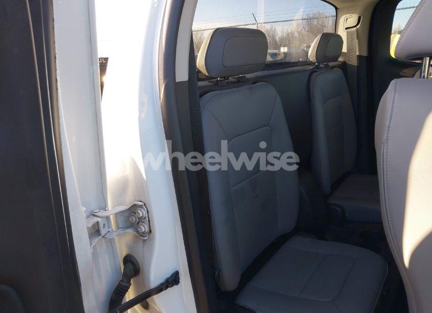 Photo 8 of 2019 Chevrolet Colorado WT (VIN 1GCHTBEA4K1219239)