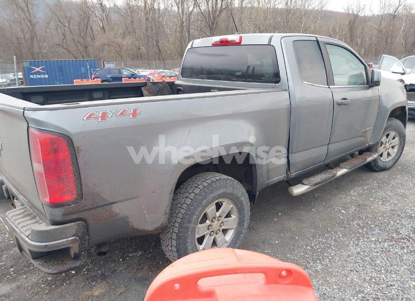 Photo 4 of 2018 Chevrolet Colorado WT (VIN 1GCHTBEA6J1294426)