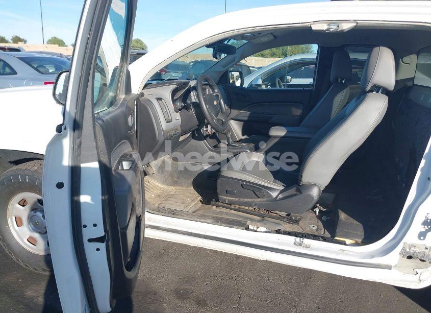 Photo 5 of 2019 Chevrolet Colorado WT (VIN 1GCHTBEA8K1221799)