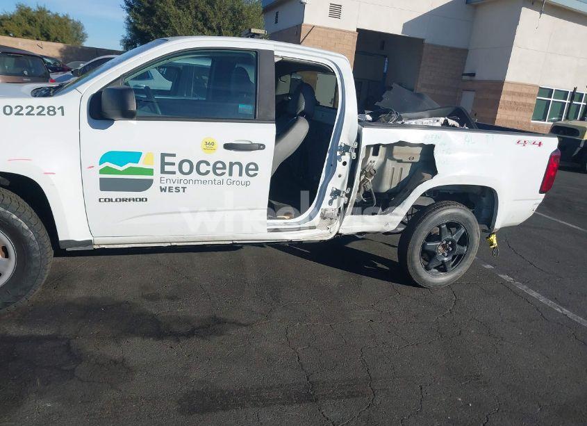 Photo 6 of 2019 Chevrolet Colorado WT (VIN 1GCHTBEA8K1221799)