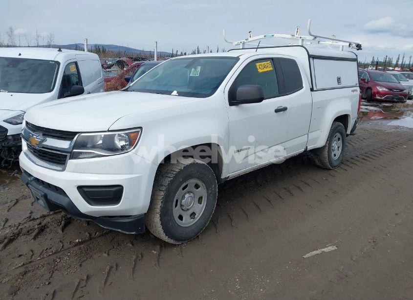 Photo 2 of 2016 Chevrolet Colorado WT (VIN 1GCHTBEAXG1283177)