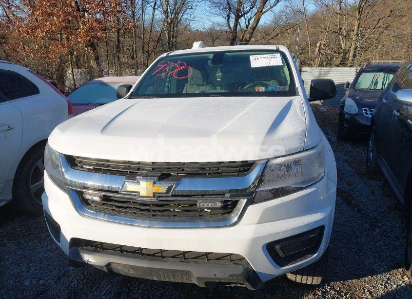 Photo 11 of 2019 Chevrolet Colorado WT (VIN 1GCHTBEN2K1151283)