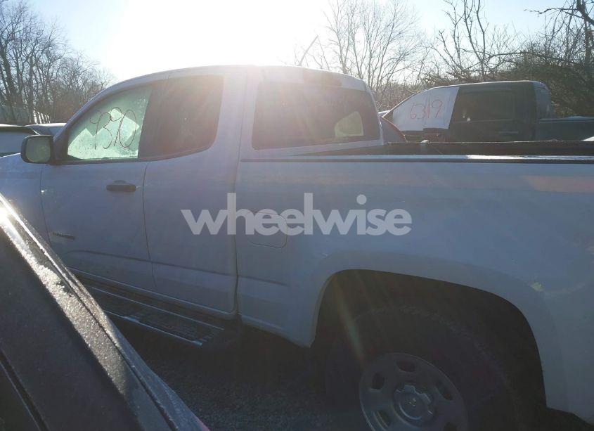 Photo 13 of 2019 Chevrolet Colorado WT (VIN 1GCHTBEN2K1151283)