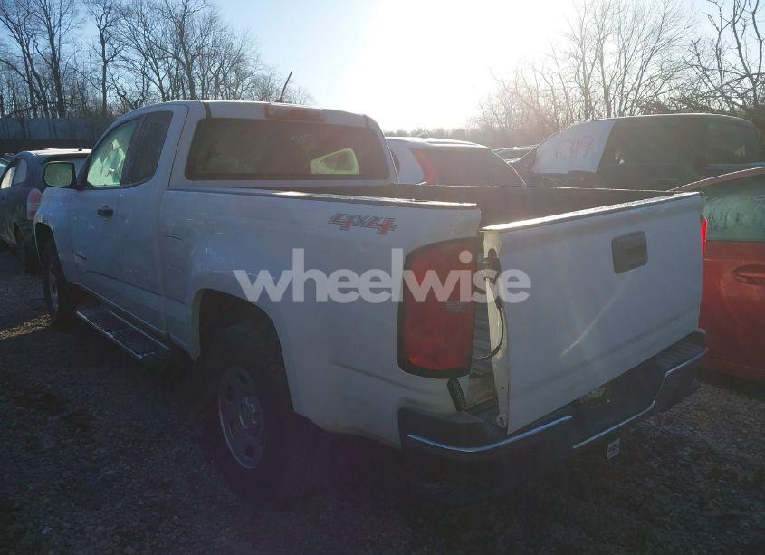 Photo 3 of 2019 Chevrolet Colorado WT (VIN 1GCHTBEN2K1151283)