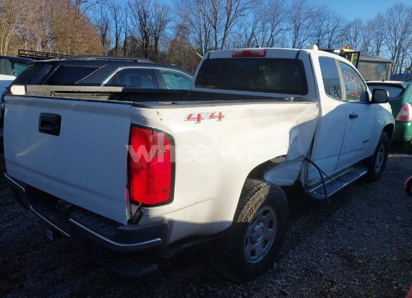 Photo 4 of 2019 Chevrolet Colorado WT (VIN 1GCHTBEN2K1151283)