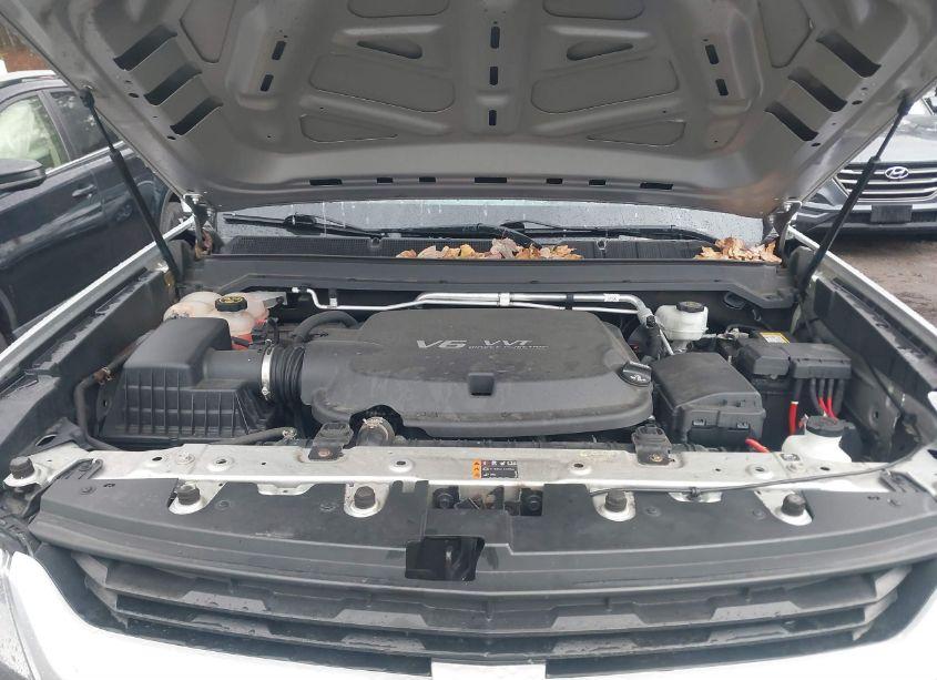 Photo 10 of 2019 Chevrolet Colorado WT (VIN 1GCHTBEN2K1175728)