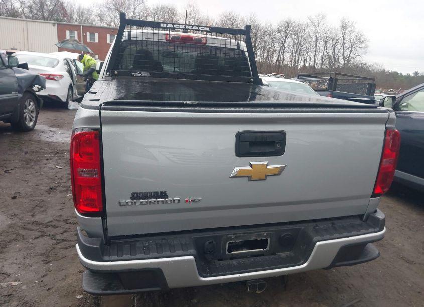 Photo 16 of 2019 Chevrolet Colorado WT (VIN 1GCHTBEN2K1175728)