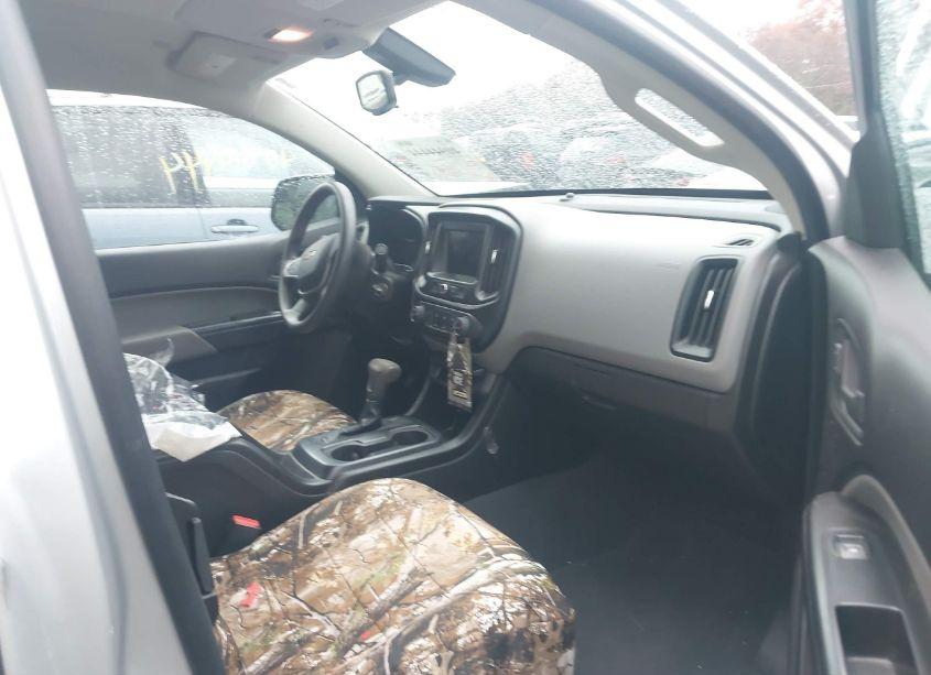 Photo 5 of 2019 Chevrolet Colorado WT (VIN 1GCHTBEN2K1175728)