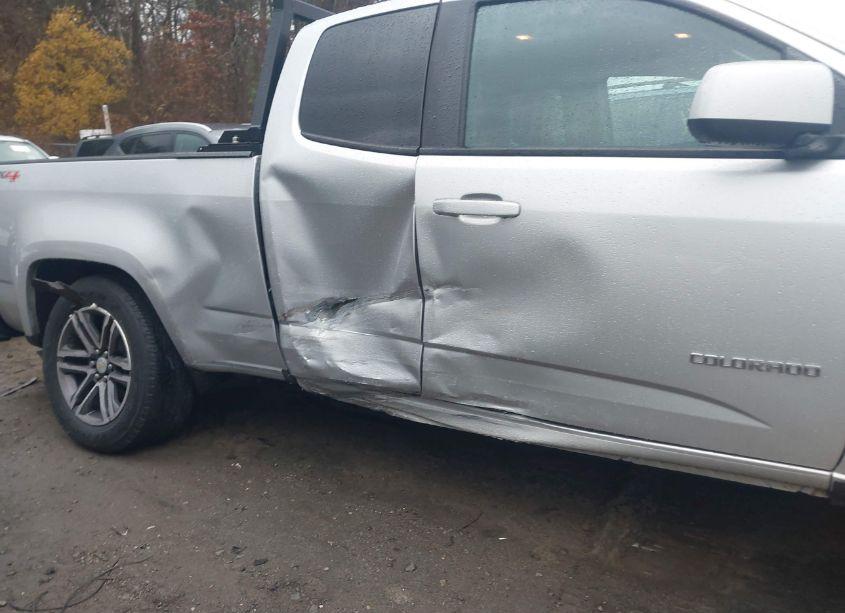 Photo 6 of 2019 Chevrolet Colorado WT (VIN 1GCHTBEN2K1175728)