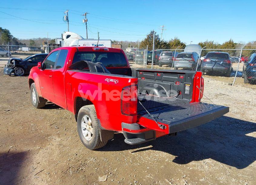 Photo 3 of 2019 Chevrolet Colorado WT (VIN 1GCHTBEN2K1288160)